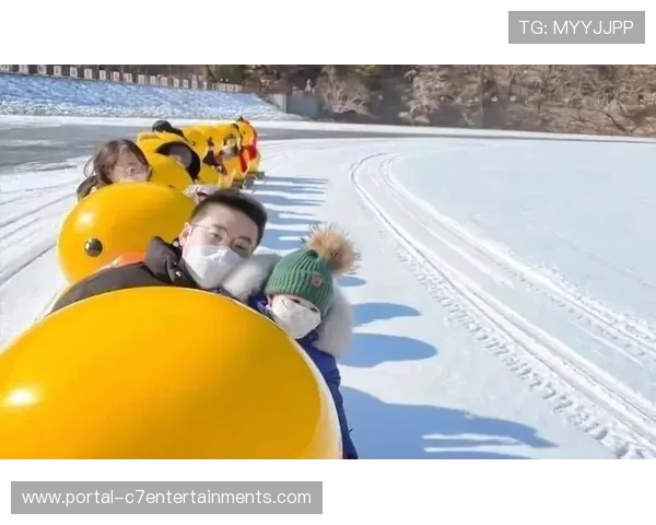 石景山首钢园雪乐园免费开放，成市民打卡热点